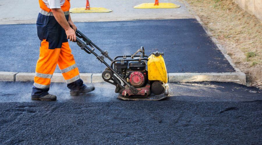 Professional gutter cleaning in Maysel, WV